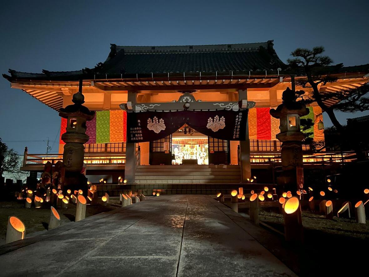 名古屋市中村区の永代供養墓・樹木葬の願隆寺の万灯会